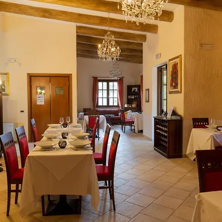 Is Benas Country Hotell