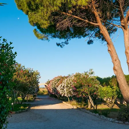 Hotel Is Benas Country San Vero Milis