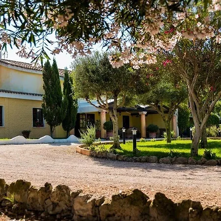 Hotel Is Benas Country