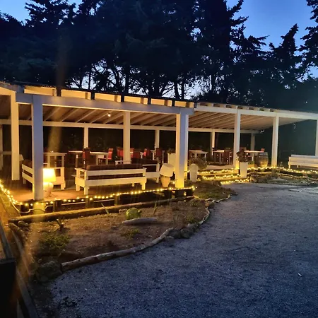 伊斯贝那司乡村酒店 4* San Vero Milis