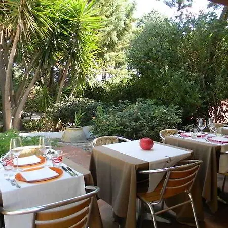 伊斯贝那司乡村酒店 4* San Vero Milis