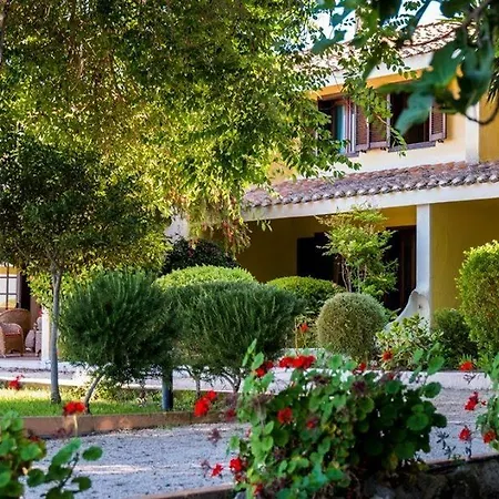 Is Benas Country Отель San Vero Milis