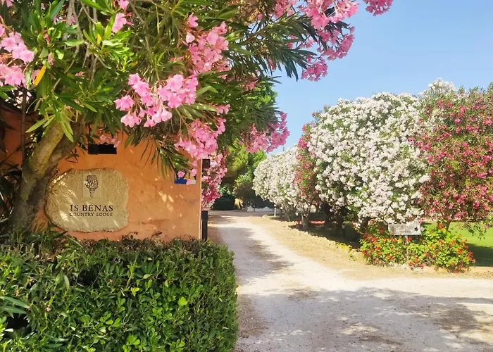 Is Benas Country Hotel 4*