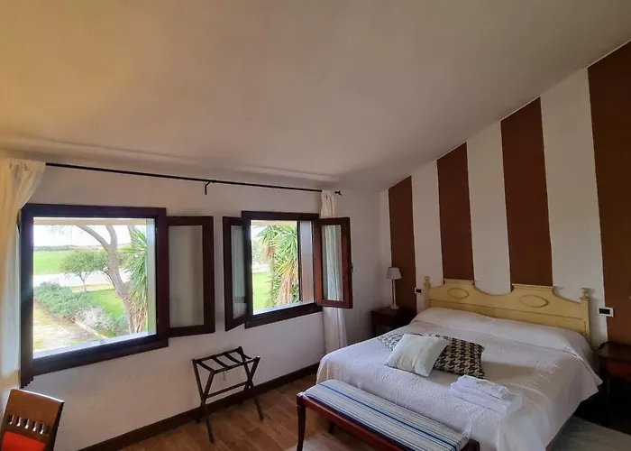 Is Benas Country Hotel 4*