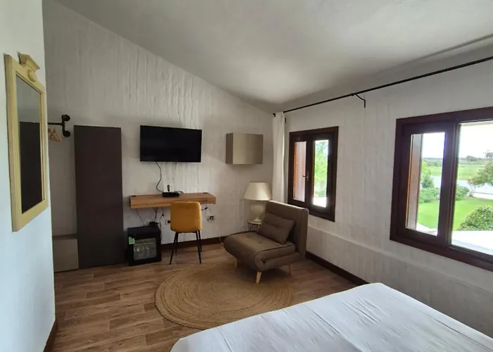 Is Benas Country Hotel