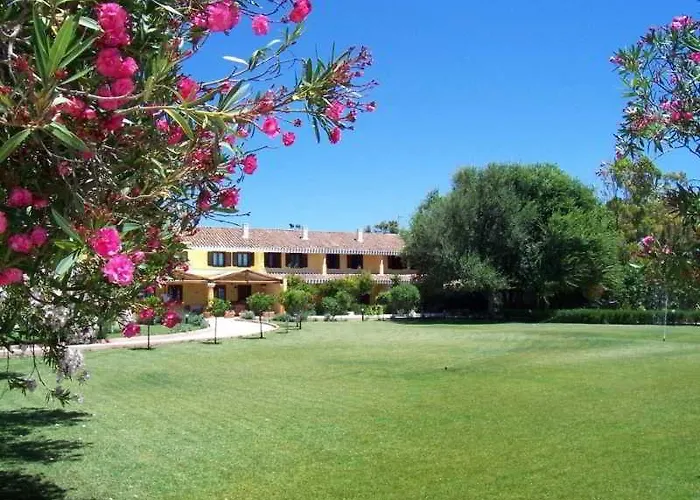 Hotel Is Benas Country