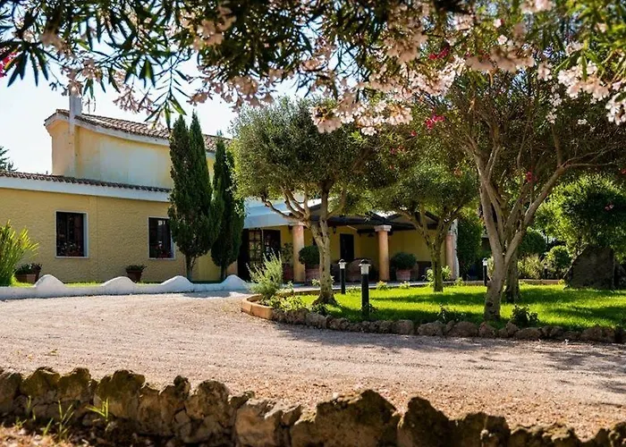 Hotel Is Benas Country